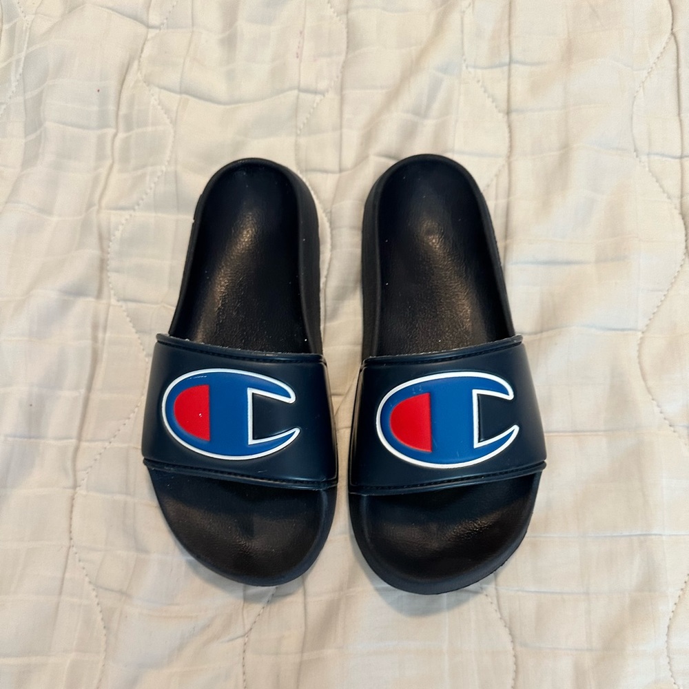 Champion blue& Red Big C Slides, size 1 - Picture 6 of 7